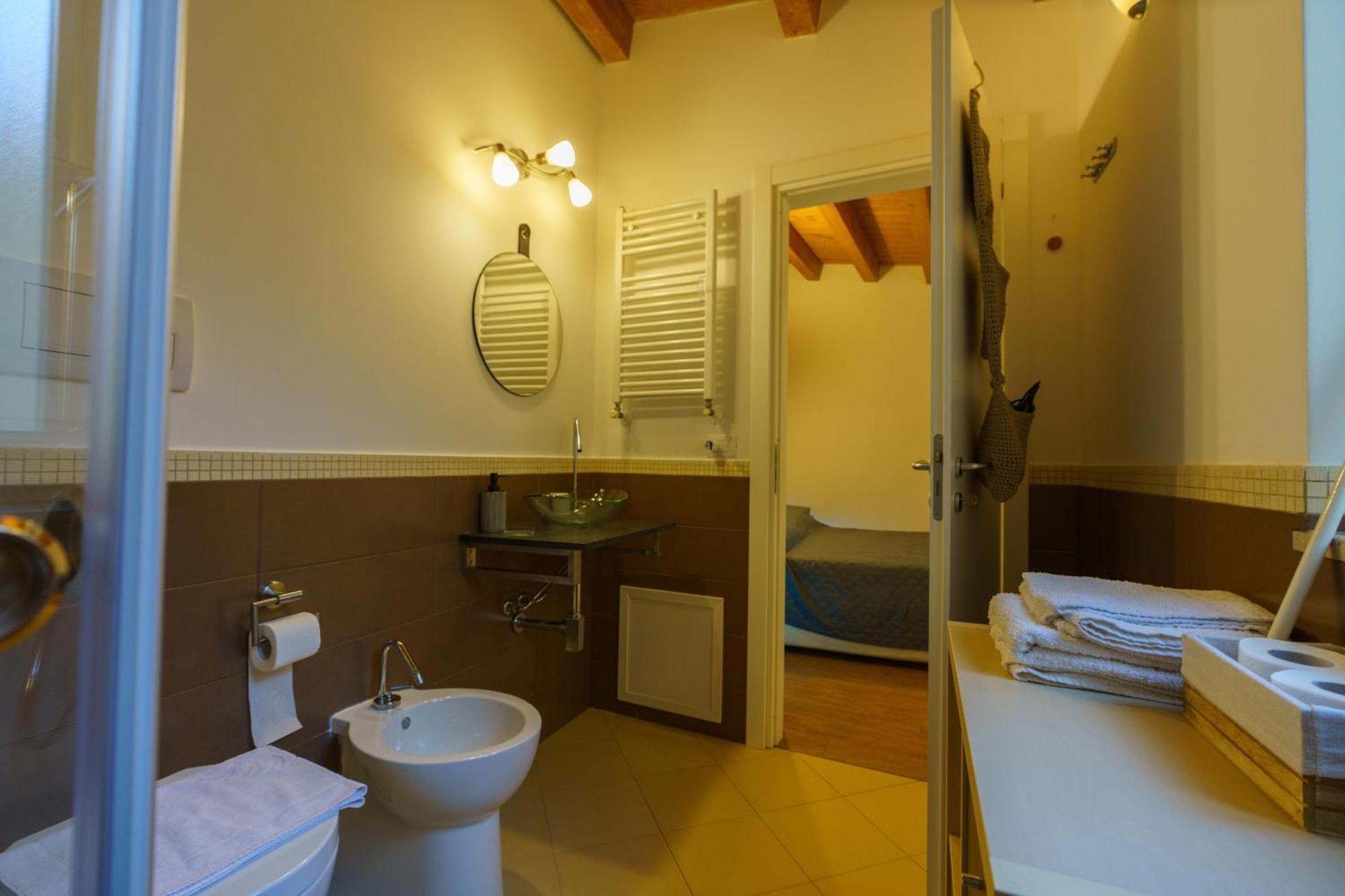 פלרמו Maquedino Holiday Home & Terrace - Cozy Central Loft מראה חיצוני תמונה
